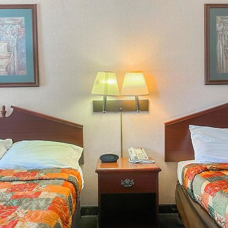Oyo Hotel East Macon I-75 Eksteriør bilde