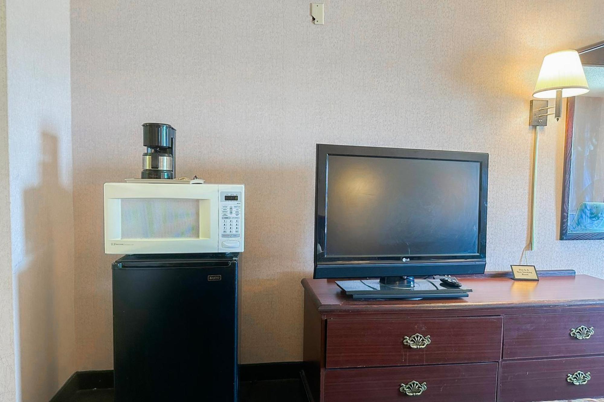 Oyo Hotel East Macon I-75 Eksteriør bilde